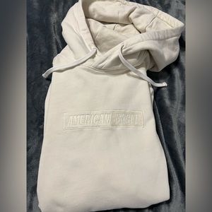 Mens American Eagle hoodie. Size medium. Cream color.